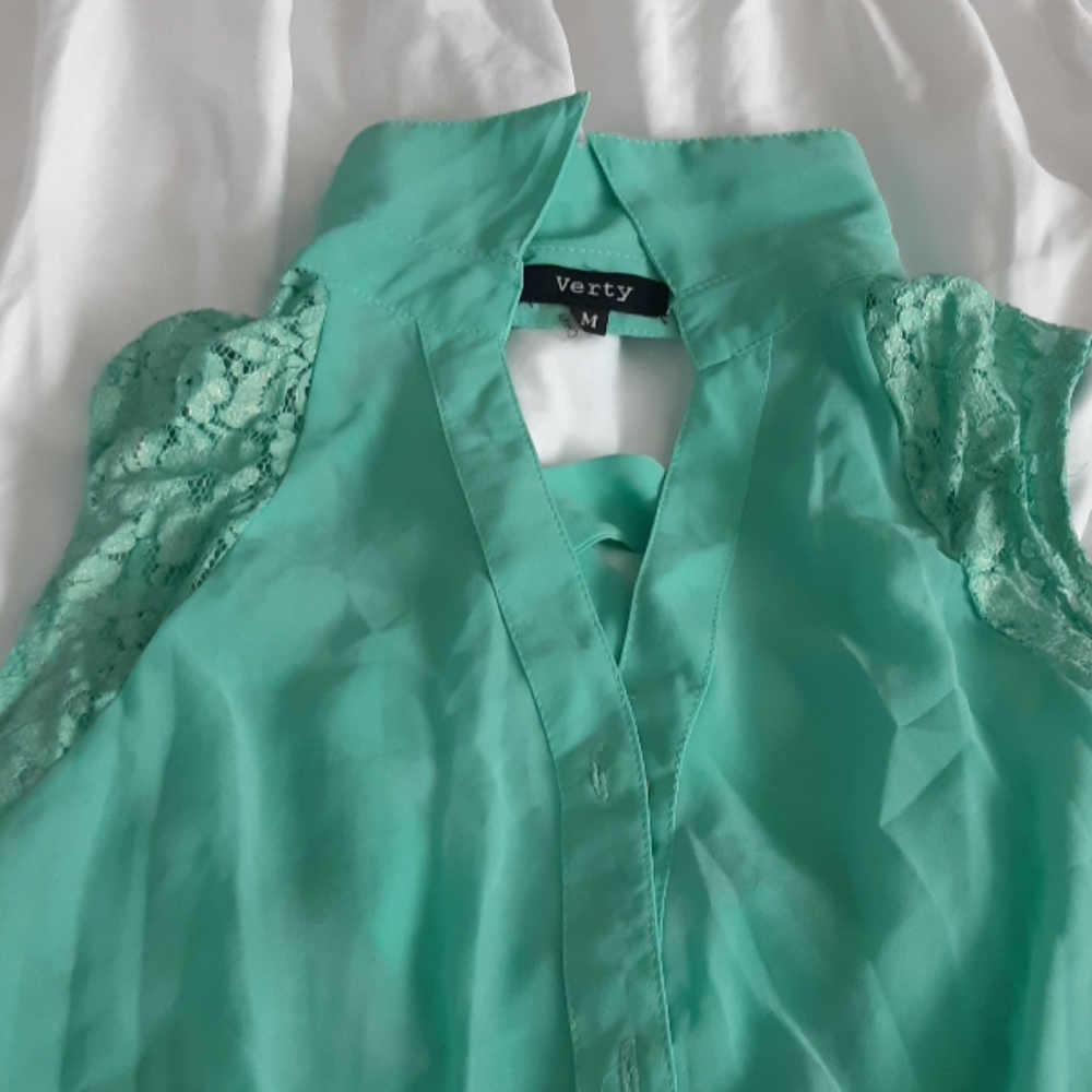 Shirt - Picture 2 of 4